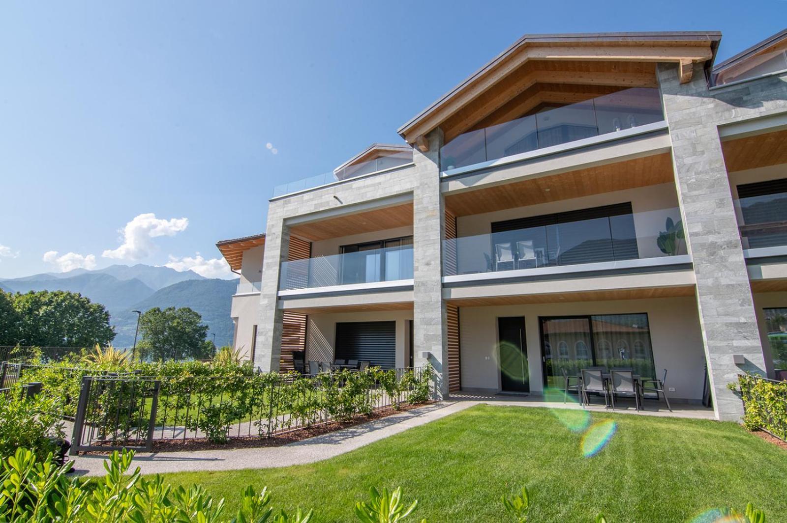 Lago Dorato Luxury Apartments & Villa - Lake Como View Colico Extérieur photo